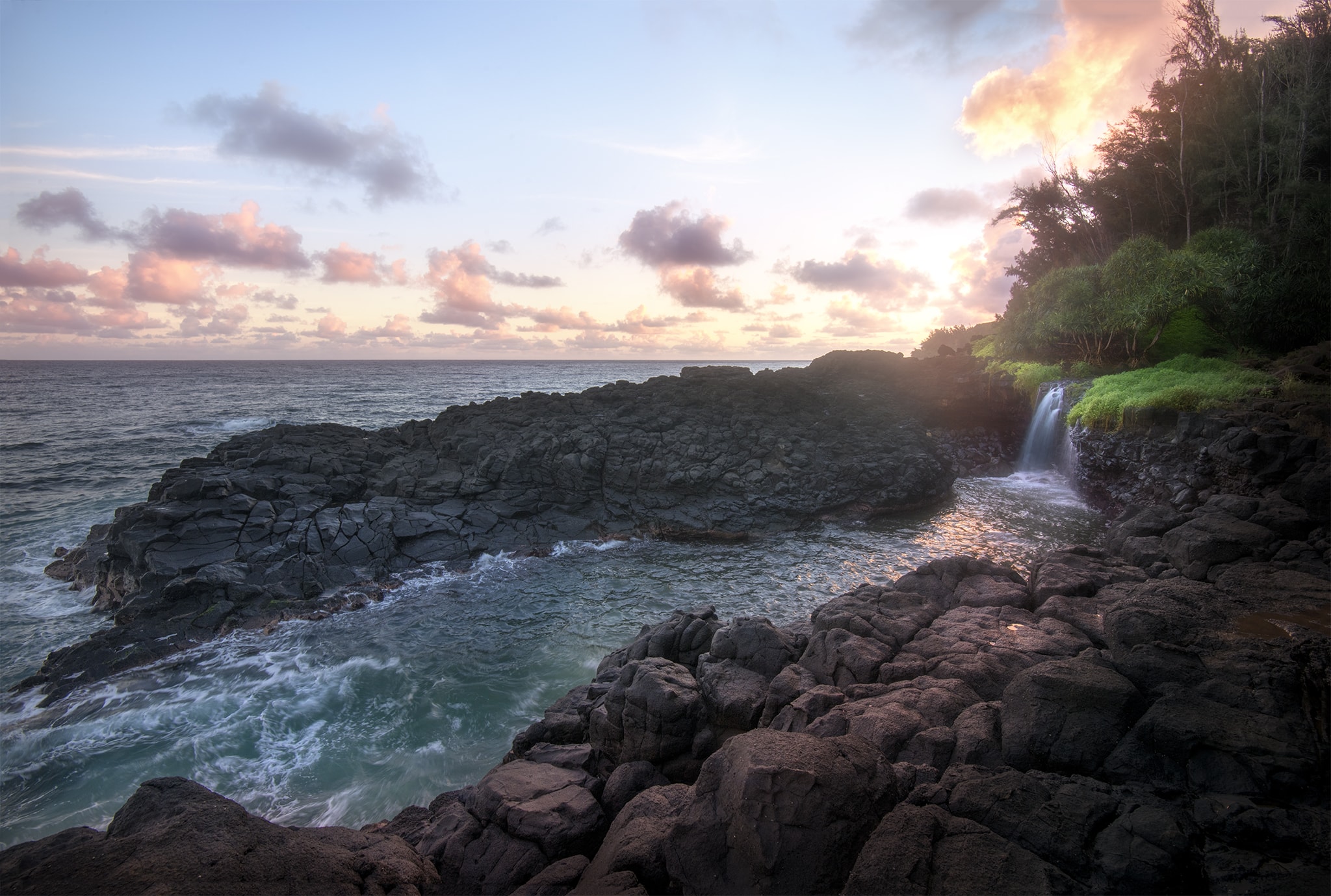 DAWNING - Queen's Bath Waterfall in Kauai - Franklin Arts