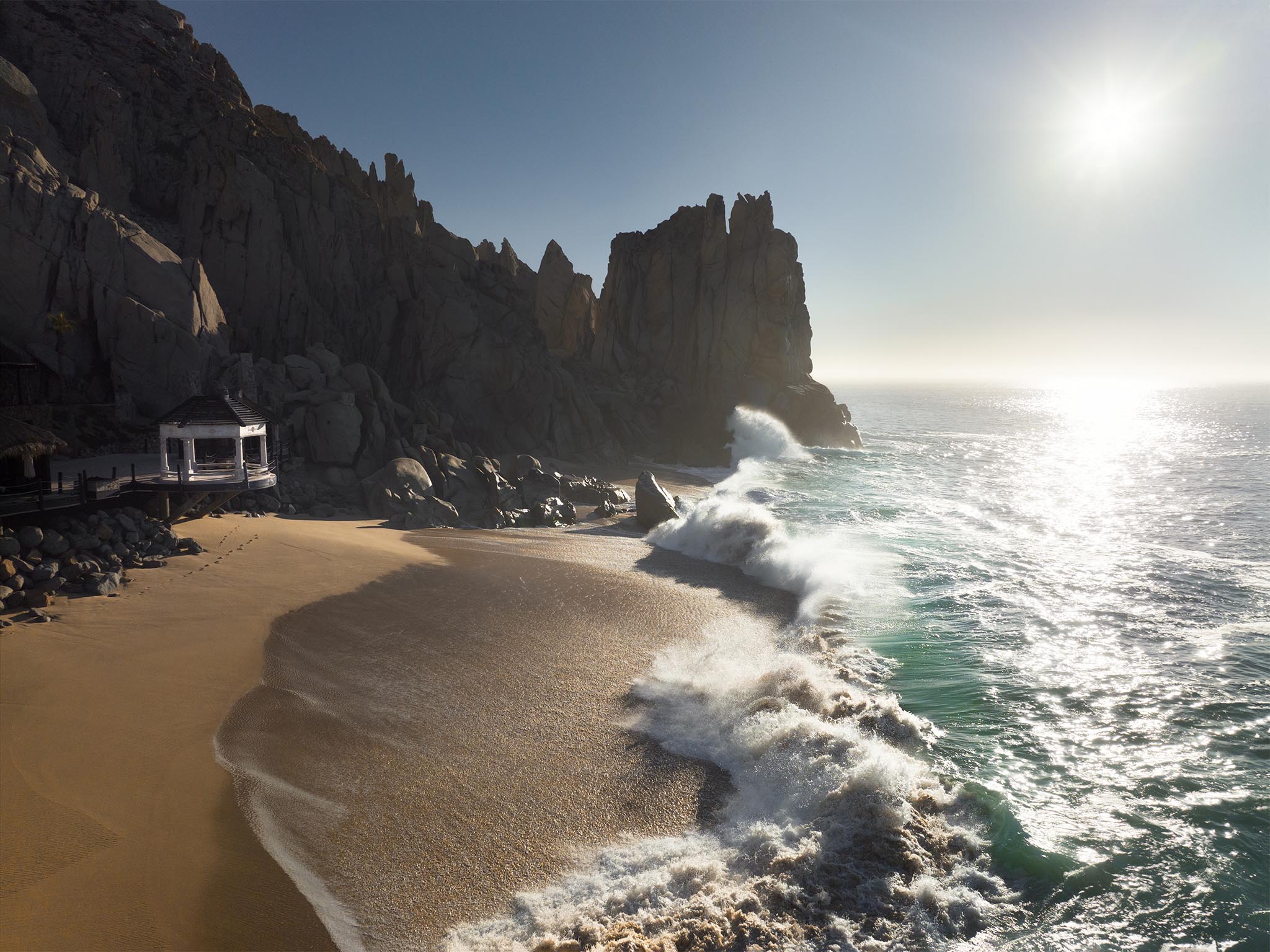 Breaking Waves in Cabo San Lucas