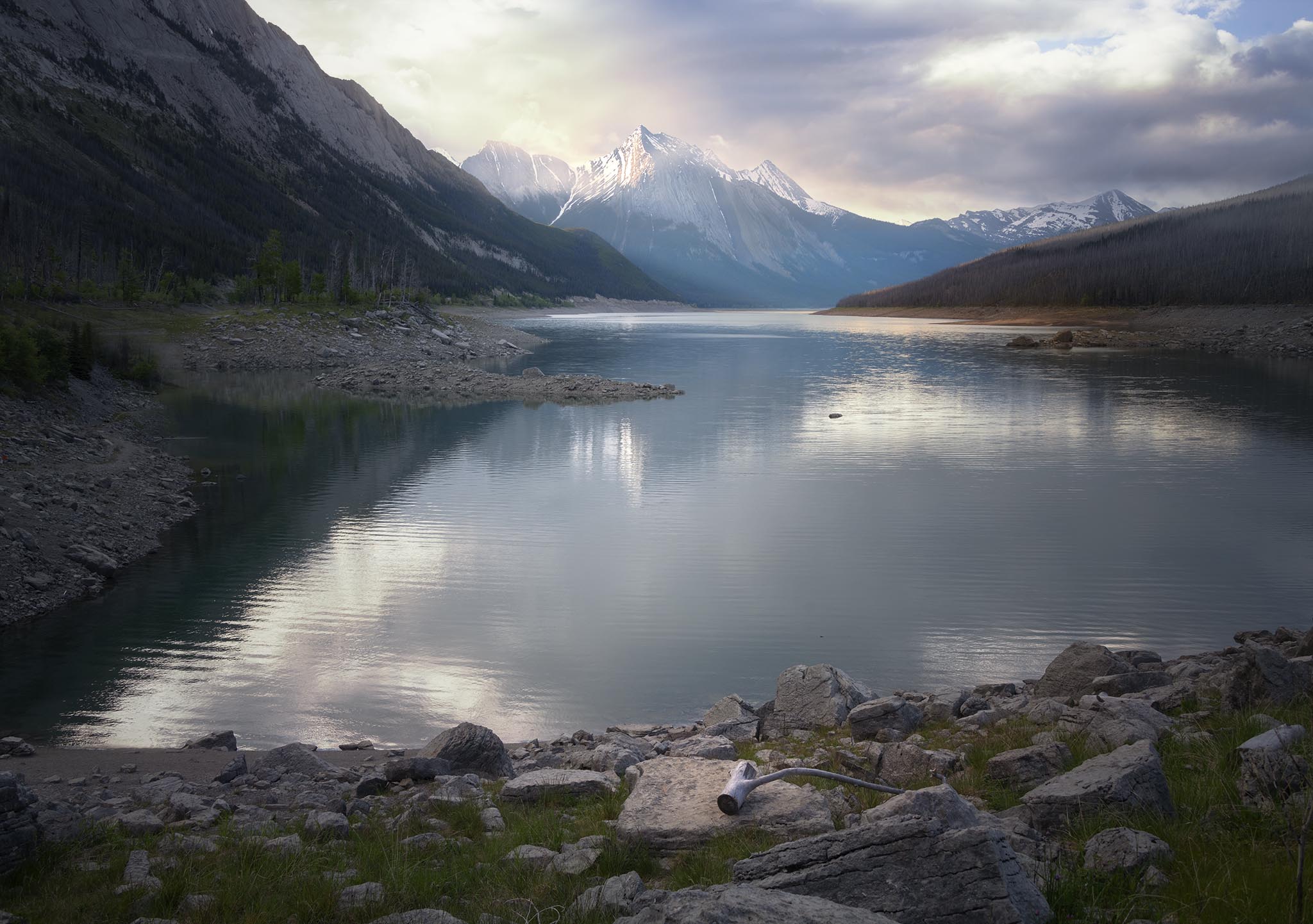 Medicine Lake in Jasper National Park